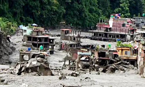 तिब्बत-नेपाल बाढ़ की वजह जानने के लिए नेपाल ने बनाई 7 सदस्यीय विशेषज्ञ समिति