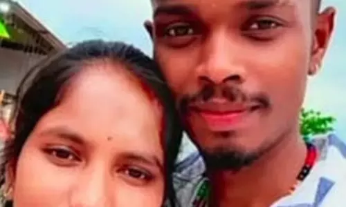 कर्नाटक में अज्ञात वाहन की टक्कर से बाइक सवार नवविवाहित जोड़े की मौत