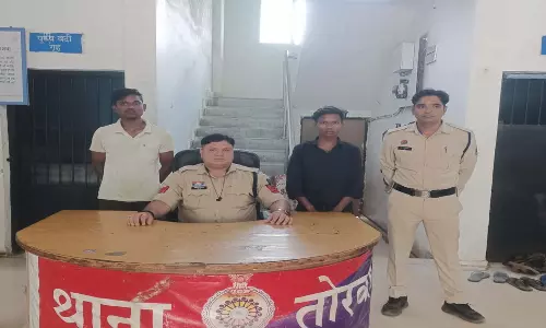 महिला से छेड़खानी और अभद्रता के आरोप में दो युवक गिरफ्तार