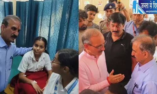 गर्मी और डिहाइड्रेशन से बिगड़ी बच्चों की तबीयत नशा विरोधी कार्यक्रम में मचा हड़कंप