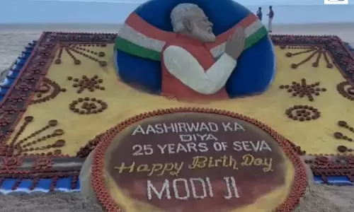पुरी समुद्र तट पर सैंड आर्ट से शुभकामना, सुदर्शन पटनायक ने बनाया आकर्षक डिजाइन पुरी समुद्र तट पर सैंड आर्ट से शुभकामना, सुदर्शन पटनायक ने बनाया आकर्षक डिजाइन
