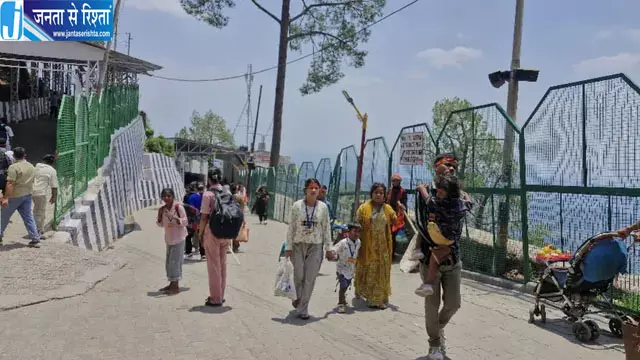 मां वैष्णो देवी यात्रा का बैटरी कार मार्ग आठ दिन बाद खुला, श्रद्धालुओं को मिली राहत मां वैष्णो देवी यात्रा का बैटरी कार मार्ग आठ दिन बाद खुला, श्रद्धालुओं को मिली राहत