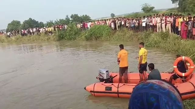 गणेश विसर्जन के दौरान बड़ा हादसा चार युवकों की डूबने से मौत गणेश विसर्जन के दौरान बड़ा हादसा चार युवकों की डूबने से मौत