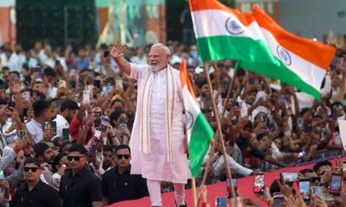 पीएम मोदी के 25 साल के सार्वजनिक जीवन पर भाजपा का आज से सेवा संकल्प अभियान पीएम मोदी के 25 साल के सार्वजनिक जीवन पर भाजपा का आज से सेवा संकल्प अभियान