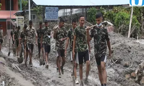 नेपाल में रास्ता बहाल करने की कवायद पहाड़ों पर सेना का एक्शन