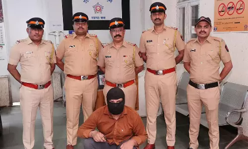 वीडियो से वसूली के आरोप में पंजाब का युवक पकड़ा वीडियो से वसूली के आरोप में पंजाब का युवक पकड़ा