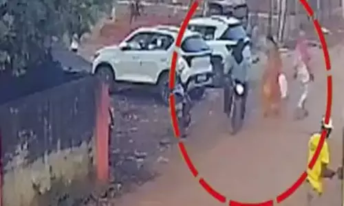 रायपुर में दिनदहाड़े चेन स्नेचिंग, बढ़ी बदमाशों की हिम्मत