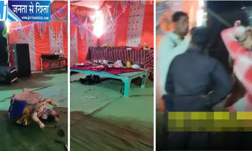 टीकमगढ़ में गणेश प्रतिमा को नुकसान पहुंचाने का मामला, तीन भाइयों को गिरफ्तार किया टीकमगढ़ में गणेश प्रतिमा को नुकसान पहुंचाने का मामला, तीन भाइयों को गिरफ्तार किया