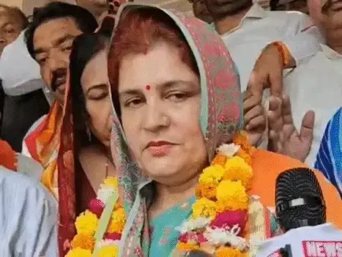 Bharatpur: भरतपुर में मेयर पद के नामांकन से बढ़ी राजनीतिक हलचल