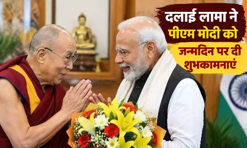 दलाई लामा ने पीएम मोदी को जन्मदिन पर दी शुभकामनाएं