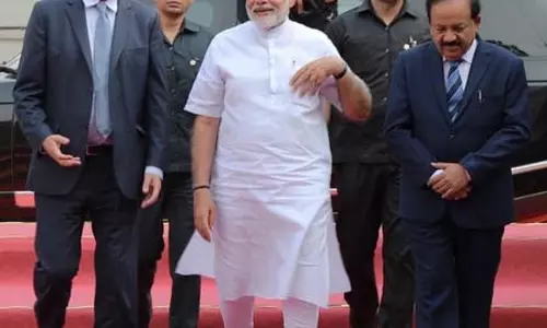 एरिक सोल्हेम ने पीएम मोदी के नेतृत्व में भारत के 5 बड़े बदलाव गिनाए, ऑस्ट्रेलिया समेत कई देशों के दूतावासों ने दी शुभकामना