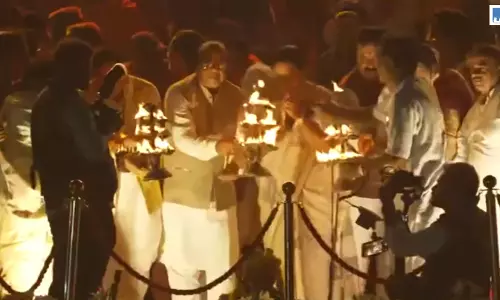 महाकाल की नगरी में आशीर्वाद का दीया कार्यक्रम, शिप्रा किनारे हुई विशेष आरती