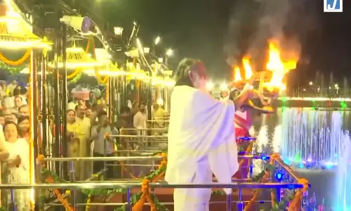 कुरुक्षेत्र में ब्रह्म सरोवर घाट पर सीएम नायब सिंह सैनी ने की आरती