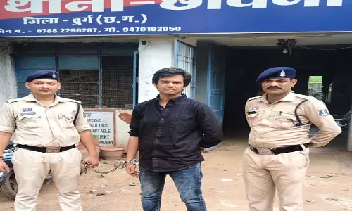 फर्जी दस्तावेज दिखाकर लिया 15 लाख रुपये, डीमैट फ्रॉड मामले में आरोपी गिरफ्तार