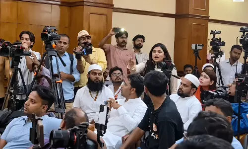 AIMPLB की प्रेस कॉन्फ्रेंस में विवाद, रिपोर्टर को लेकर मचा बवाल