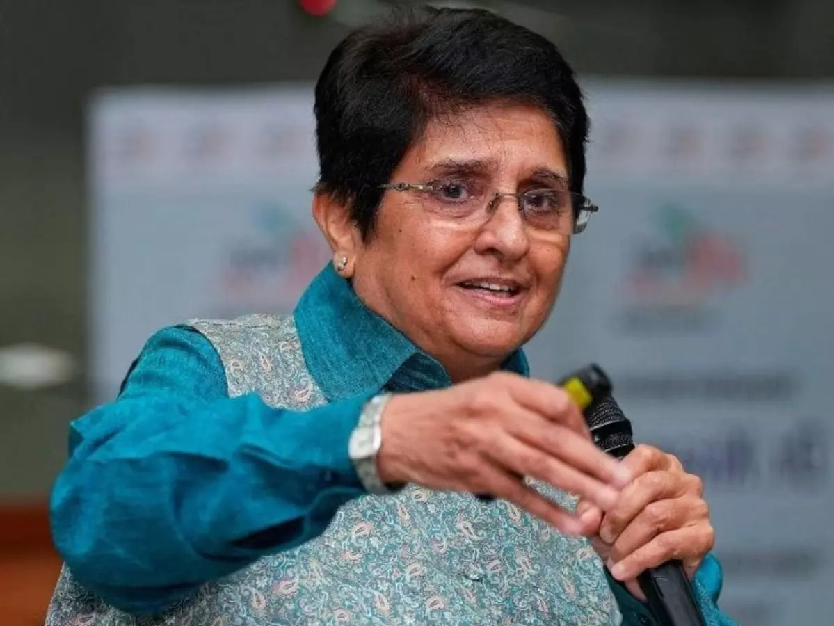हिट-एंड-रन मामले में बोलीं किरण बेदी हिट-एंड-रन मामले में बोलीं किरण बेदी