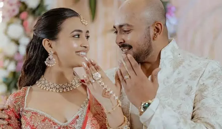 सगाई के छह महीने बाद अलग हुए पृथ्वी शॉ और आकृति अग्रवाल सगाई के छह महीने बाद अलग हुए पृथ्वी शॉ और आकृति अग्रवाल