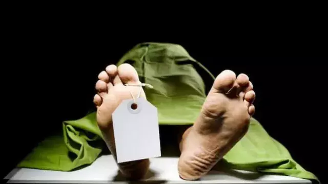 भाजपा विधायक के रसोइया सोनू कुमार मौत मामला: पोस्टमार्टम रिपोर्ट में हैंगिंग से मौत की पुष्टि भाजपा विधायक के रसोइया सोनू कुमार मौत मामला: पोस्टमार्टम रिपोर्ट में हैंगिंग से मौत की पुष्टि