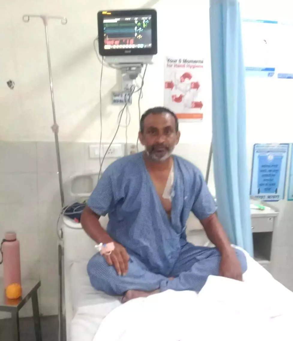मुख्यमंत्री विशेष स्वास्थ्य सहायता योजना से मुकेश को मिला जीवन का संबल मुख्यमंत्री विशेष स्वास्थ्य सहायता योजना से मुकेश को मिला जीवन का संबल