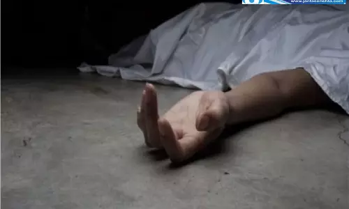 नाबालिग लड़की से गैंगरेप खेत में मिली लाश