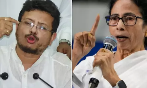 TMC नाम और चुनाव चिह्न पर EC के आदेश से सियासत तेज, ममता गुट ने जताई आपत्ति TMC नाम और चुनाव चिह्न पर EC के आदेश से सियासत तेज, ममता गुट ने जताई आपत्ति