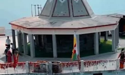 टिहरी की पहाड़ियों में बसा है मां चंद्रबदनी का दिव्य धाम, यहां पूरी होती है हर मनोकामना