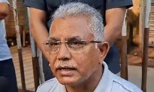 दिलीप घोष का ममता बनर्जी पर निशाना, बोले- आपस में लड़कर खुद को खत्म कर रही टीएमसी