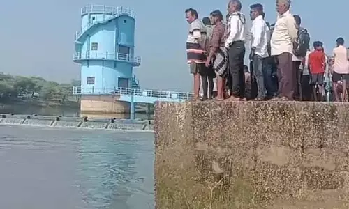 काई बनी काल, खारुन नदी में गिरकर युवक की मौत