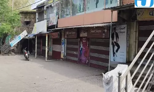 धूल से परेशान ग्रामीणों का गुस्सा फूटा कोयला ट्रकों के खिलाफ बंद कराया बाजार