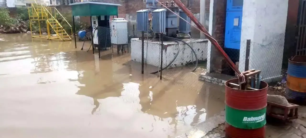 Hisar: जलभराव से हिसार रोडवेज वर्कशॉप की व्यवस्था बिगड़ी