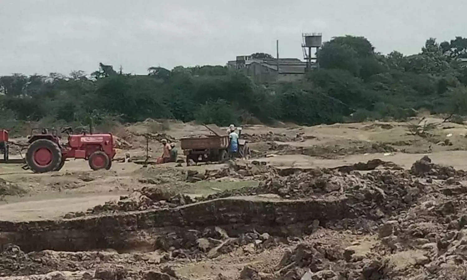 Andhra: अवैध रेत खनन से तुंगभद्रा जल सुरक्षा को खतरा है