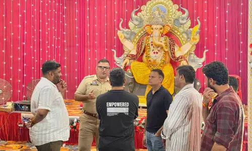जिला प्रशासन एवं पुलिस विभाग की संयुक्त टीम ने शहर के गणेश पंडालों का किया निरीक्षण