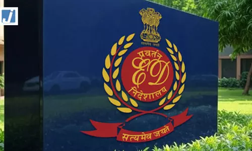 23 FIR वाले रियल एस्टेट कारोबारी पर ED का एक्शन 23 FIR वाले रियल एस्टेट कारोबारी पर ED का एक्शन