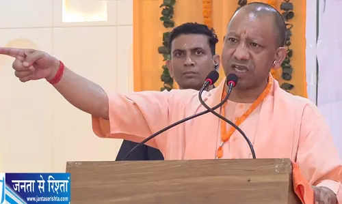 UP में टेक्सटाइल उद्योग को बढ़ावा देने की तैयारी पांच जिलों में बनेंगे पार्क UP में टेक्सटाइल उद्योग को बढ़ावा देने की तैयारी पांच जिलों में बनेंगे पार्क