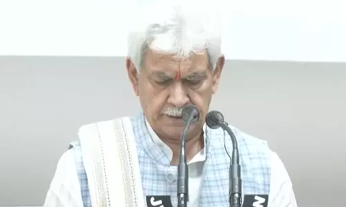 जन आंदोलन बना LG मनोज सिन्हा ने लोगों की भागीदारी को सराहा जन आंदोलन बना LG मनोज सिन्हा ने लोगों की भागीदारी को सराहा