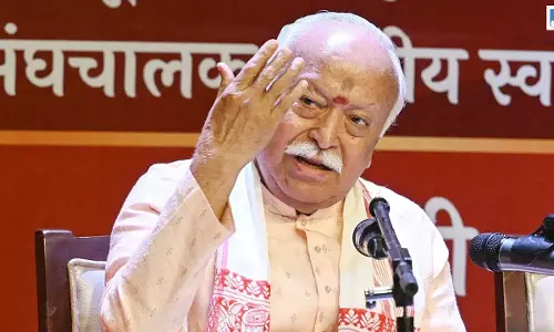 उज्जैन में मोहन भागवत का बड़ा संदेश, धर्म धन और जीवन संतुलन पर कही बात