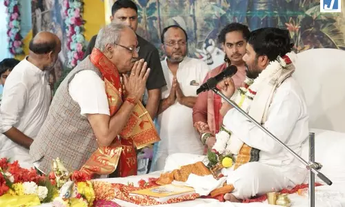 बिलासपुर प्रवास के दौरान सांसद बृजमोहन अग्रवाल ने श्रीमद्भागवत कथा का किया श्रवण