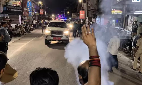 BJP: पुराने शहर में लौटा अपना नेता, दिनेश शर्मा के स्वागत में उमड़ा जनसैलाब