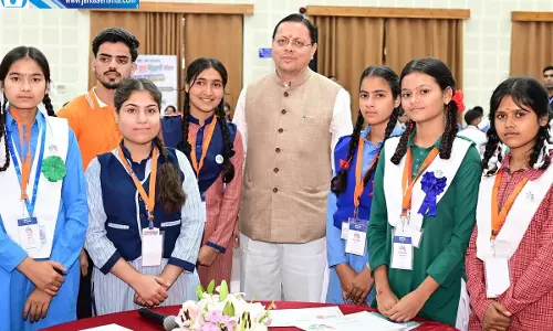 उत्तराखंड के 10वीं-12वीं के छात्रों को टैबलेट के लिए मिलेगी राशि उत्तराखंड के 10वीं-12वीं के छात्रों को टैबलेट के लिए मिलेगी राशि