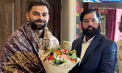 लंदन से लौटते वक्त फ्लाइट में छूटा एकनाथ शिंदे का iPhone, एक घंटे की तलाश के बाद मिला