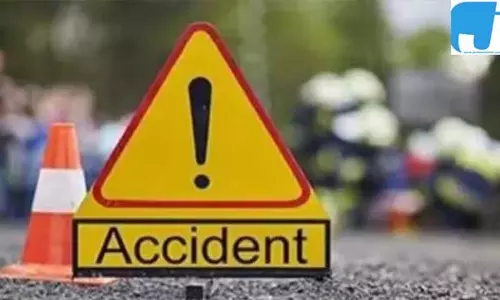 गणेश विसर्जन से लौट रहे परिवार पर टूटा कहर, इनोवा हादसे में चार की मौत