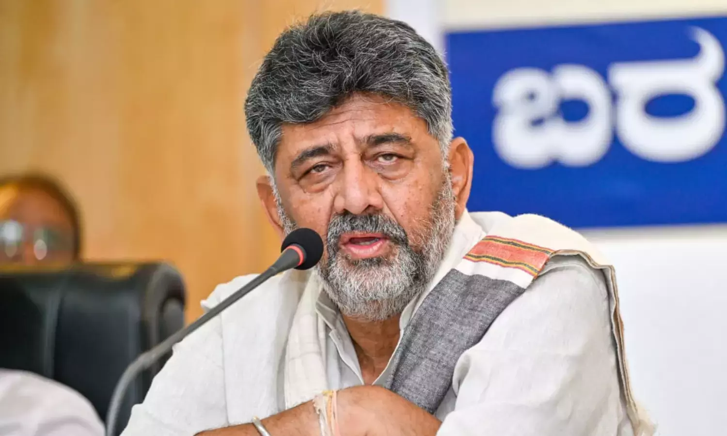 Karnataka: कर्नाटक ने सस्टेनेबल डेटा सेंटर पॉलिसी 2026–2031 को मंज़ूरी दी