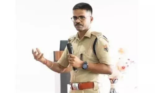 शिलांग में सड़क हादसा, दोपहिया वाहन की टक्कर से IPS अधिकारी घायल