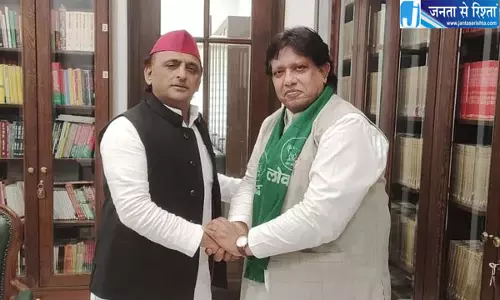 अखिलेश यादव से मिले लोकदल अध्यक्ष सुनील सिंह, 35 सीटों की दावेदारी पर हुई चर्चा