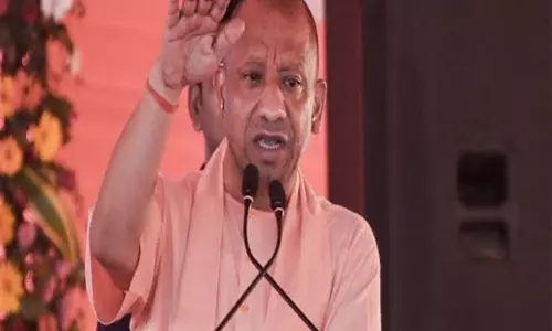 भर्ती प्रक्रिया पर योगी ने सपा को घेरा Gen Z को दिया संदेश भर्ती प्रक्रिया पर योगी ने सपा को घेरा Gen Z को दिया संदेश