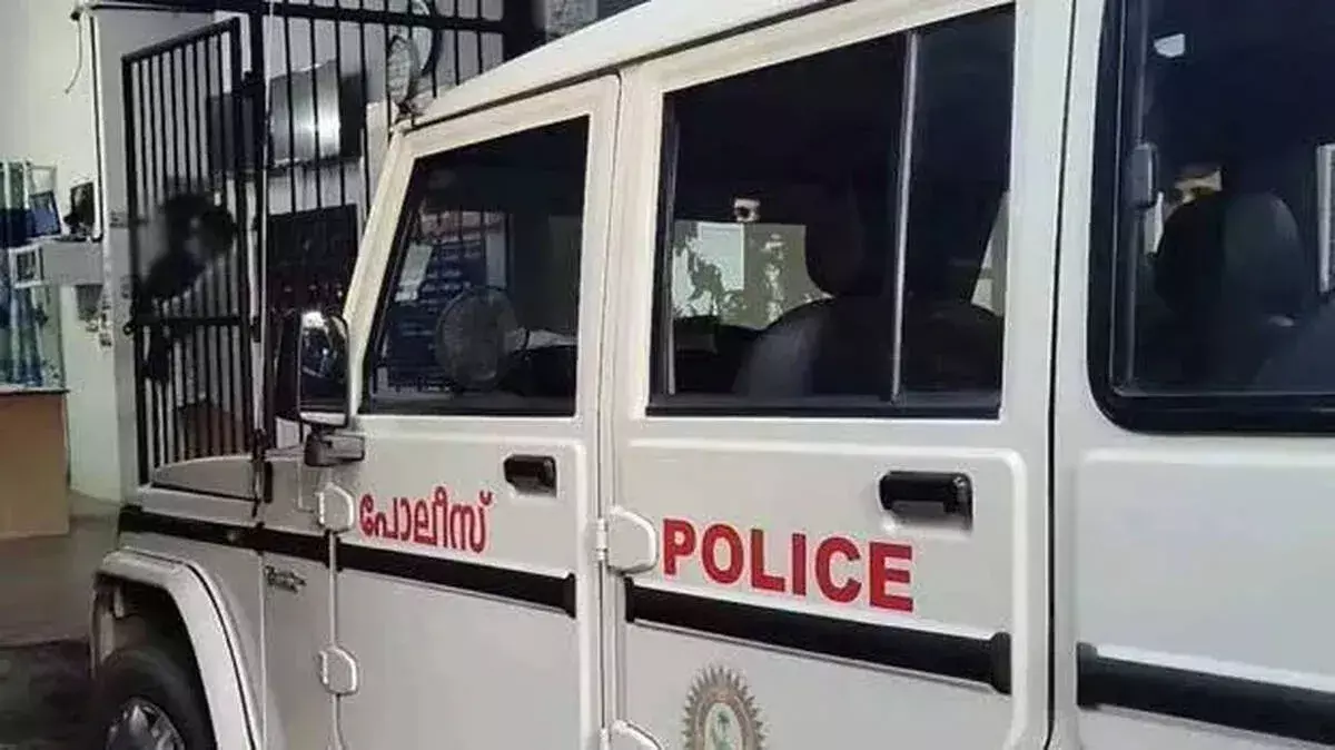 आरोप- मेसी इवेंट धोखाधड़ी मामले में IAS अधिकारी ने रोकी टैक्स कार्रवाई आरोप- मेसी इवेंट धोखाधड़ी मामले में IAS अधिकारी ने रोकी टैक्स कार्रवाई