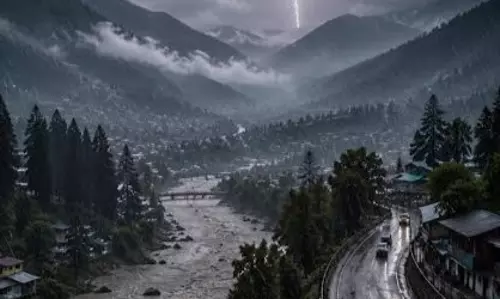 Dehradun: उत्तराखंड के पांच जिलों में मौसम बदलेगा, बारिश के आसार Dehradun: उत्तराखंड के पांच जिलों में मौसम बदलेगा, बारिश के आसार