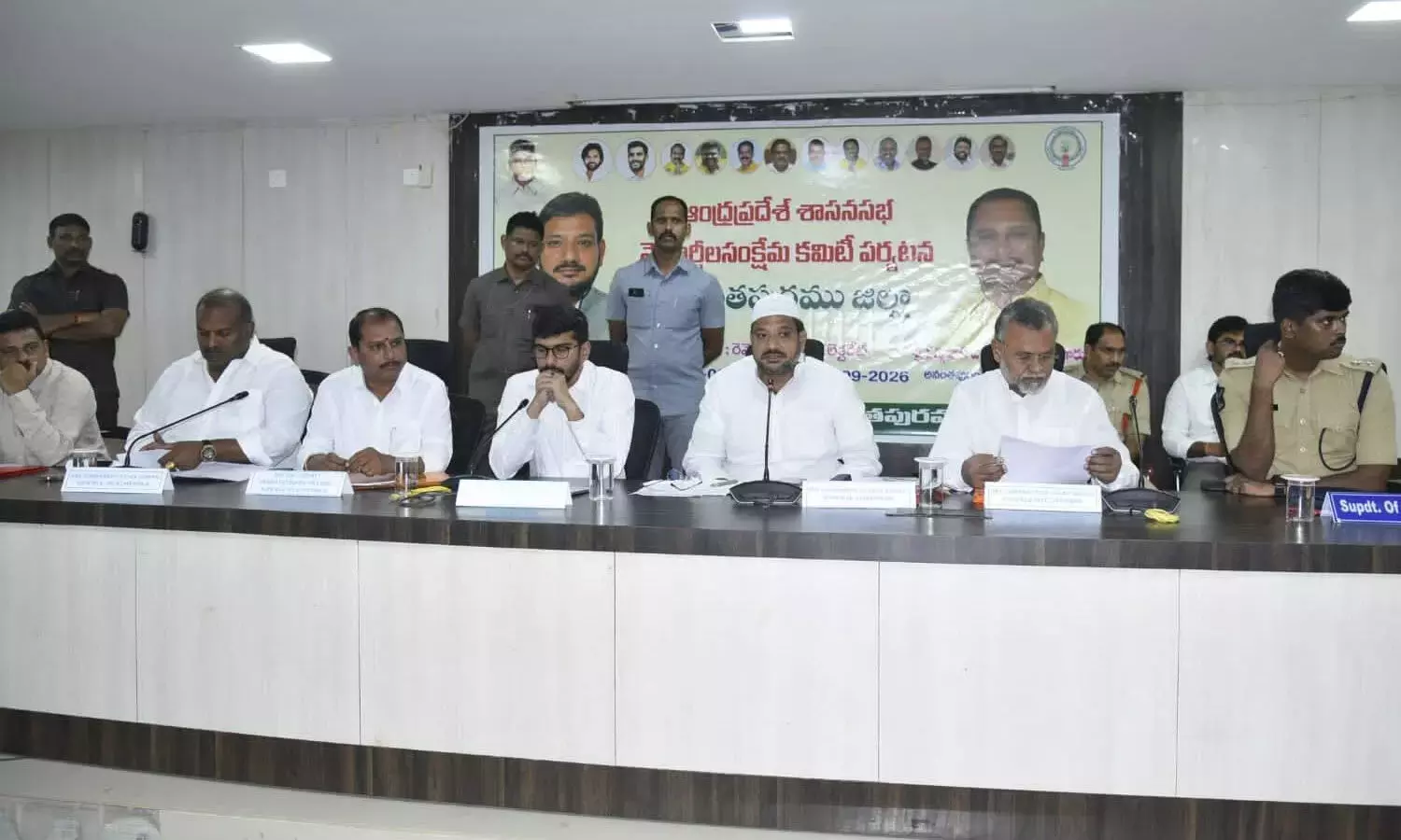 Andhra: अल्पसंख्यक कल्याण समिति ने की योजनाओं की समीक्षा अनंतपुर