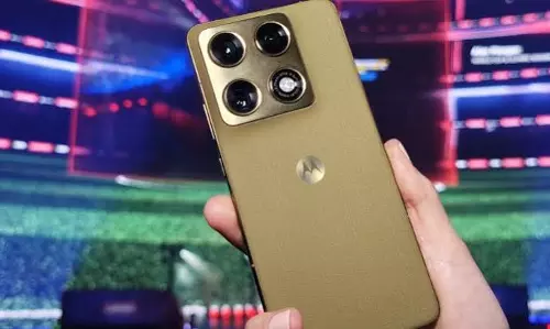 Motorola Signature 27 होगा 22 सितंबर को पेश, टीजर जारी Motorola Signature 27 होगा 22 सितंबर को पेश, टीजर जारी