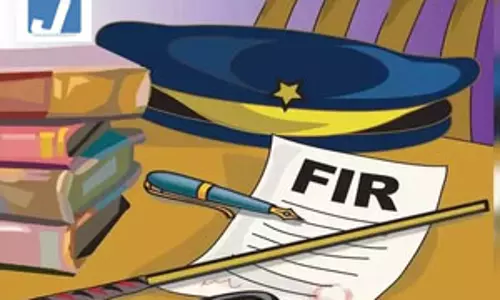 भारत-पाकिस्तान दोनों देशों के पासपोर्ट रखने का आरोप, ठाणे में शख्स पर FIR भारत-पाकिस्तान दोनों देशों के पासपोर्ट रखने का आरोप, ठाणे में शख्स पर FIR